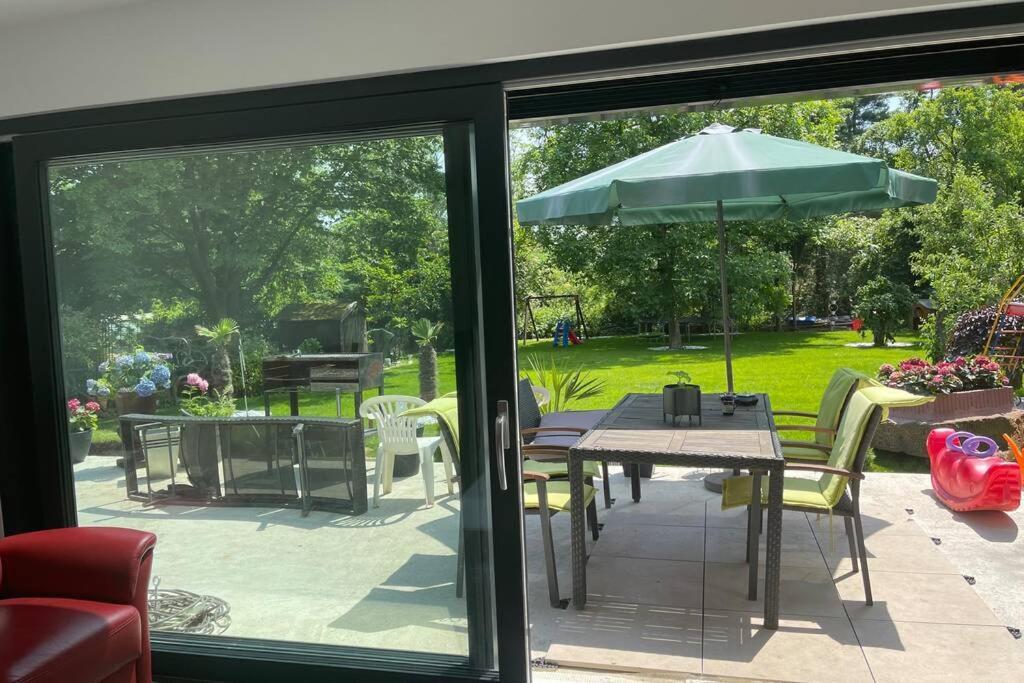 Wunderschoene Terrassenwohnung Mit Blick Ins Gruene! 梅尔布施 外观 照片